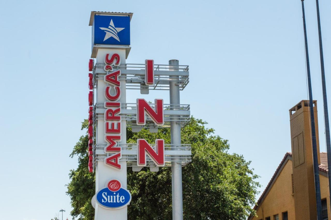 America'S Inn Houston/Stafford /Sugarland Zewnętrze zdjęcie