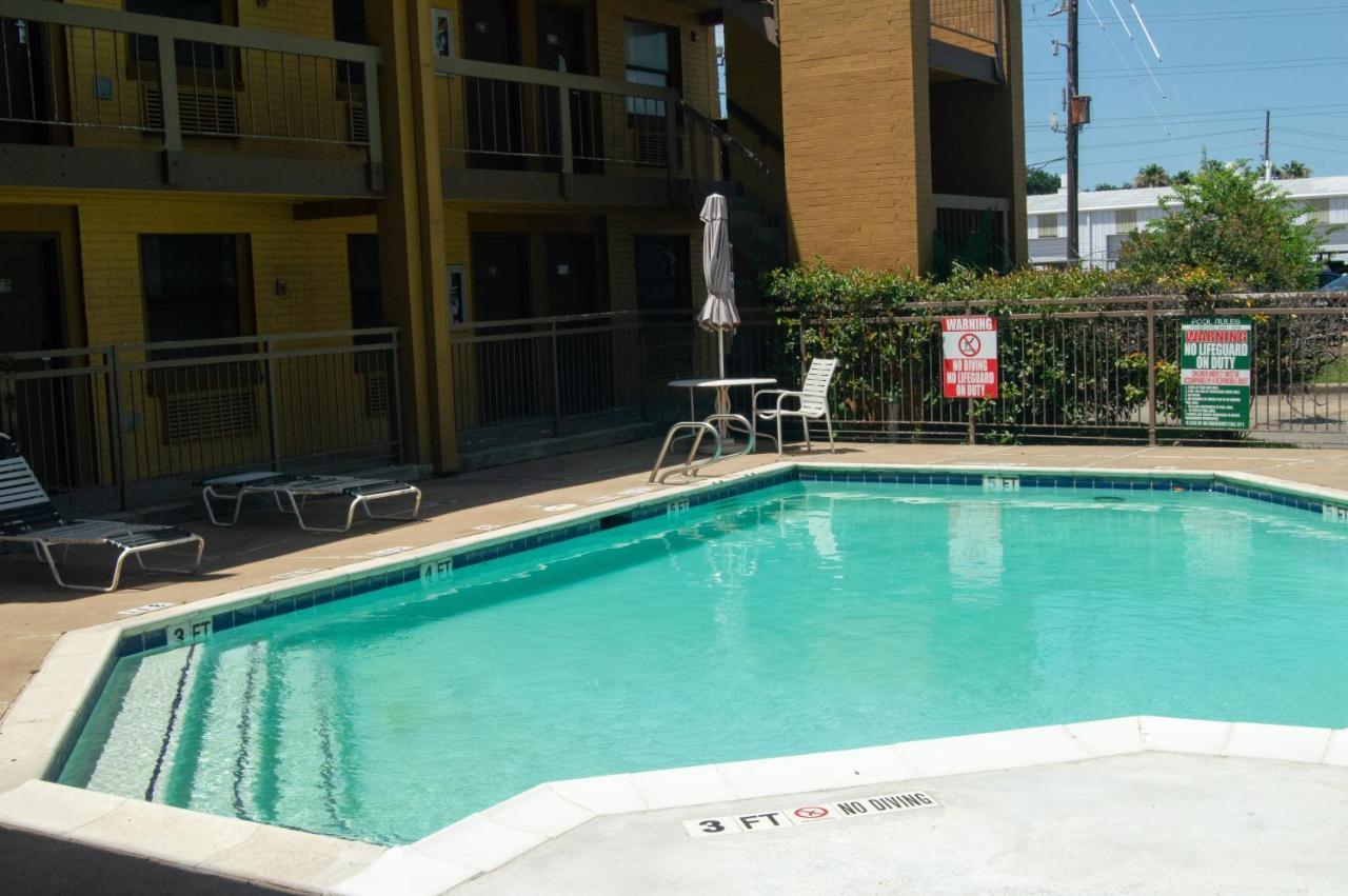 America'S Inn Houston/Stafford /Sugarland Zewnętrze zdjęcie